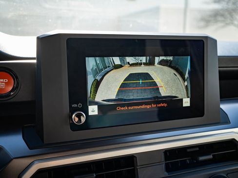 Used 2025 Toyota Tacoma TRD Off-Road w/ TRD Off Road Upgrade Package image 33