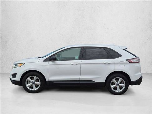 Used 2018 Ford Edge SE FWD image 9
