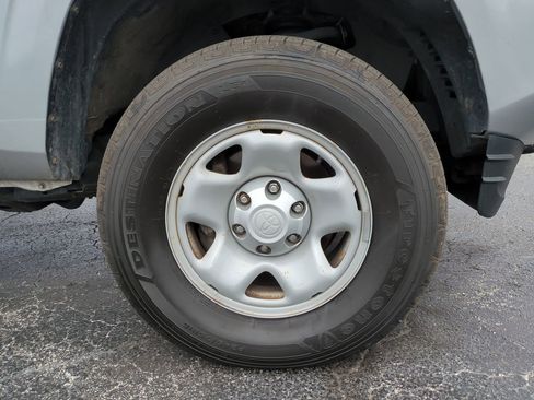 Used 2022 Toyota Tacoma SR image 11