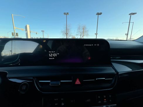 Certified 2026 Kia Seltos S image 16