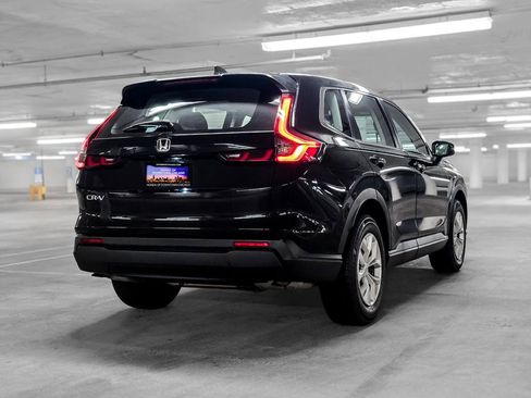 Used 2023 Honda CR-V LX image 6