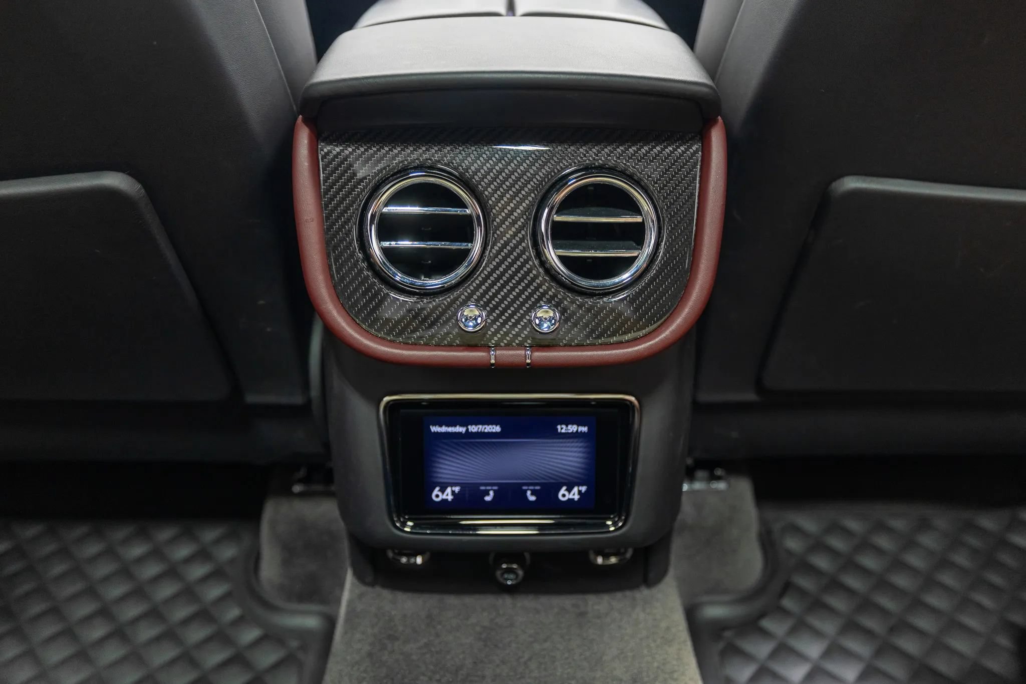Used 2022 Bentley Bentayga AWD/4WD image 40