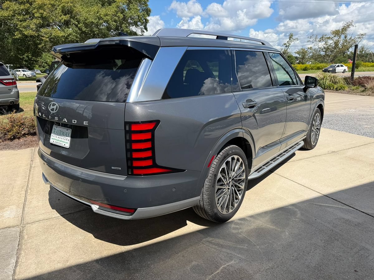 Used 2026 Hyundai Palisade Calligraphy AWD/4WD image 4