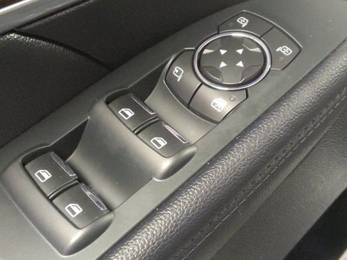 Used 2018 Ford Explorer Limited FWD image 27