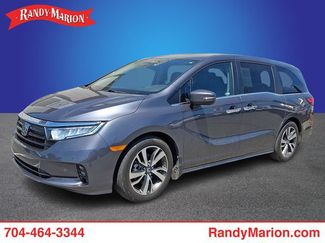 Used 2023 Honda Odyssey Touring video 1