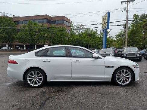 Used 2017 Jaguar XF R-Sport AWD/4WD image 6