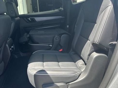 Used 2025 Buick Enclave Sport Touring FWD image 50