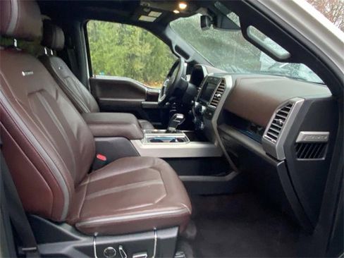 Used 2016 Ford F150 Platinum w/ Equipment Group 701A Luxury image 36