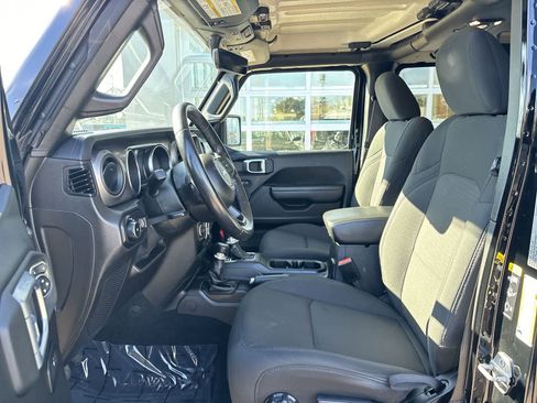 Certified 2021 Jeep Wrangler Unlimited Sport image 8