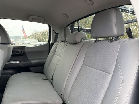 Used 2019 Toyota Tacoma SR5 image 28