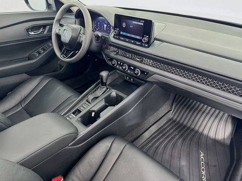 Used 2024 Honda Accord EX image 33
