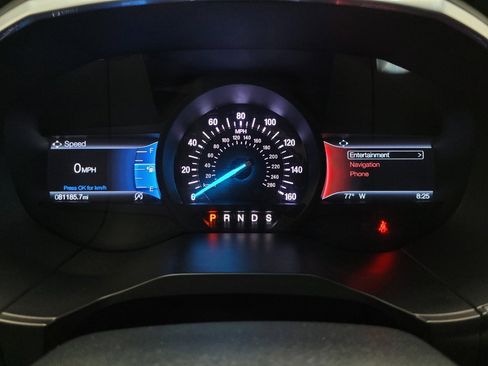 Used 2019 Ford Edge Titanium w/ Equipment Group 301A FWD image 23