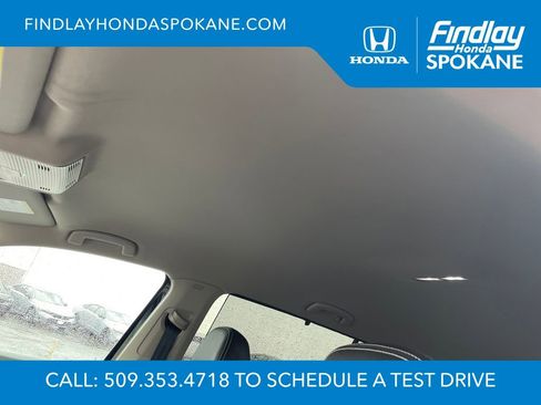 Used 2024 Volkswagen Atlas SE image 11