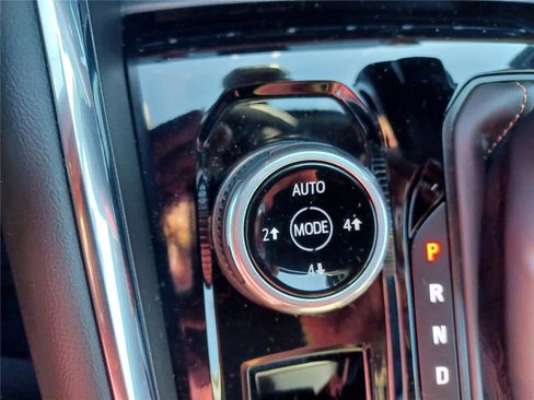 Used 2024 GMC Canyon AT4 w/ AT4 Premium Package image 13