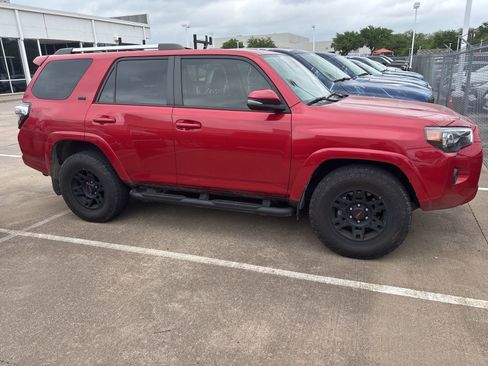 Used 2024 Toyota 4Runner SR5 Premium w/ Moonroof Package image 3
