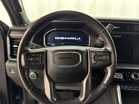Used 2024 GMC Sierra 2500 Denali Ultimate AWD/4WD image 12