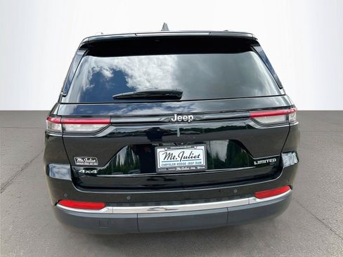 Used 2022 Jeep Grand Cherokee Limited AWD/4WD image 5