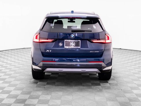 Certified 2026 BMW X1 xDrive28i AWD/4WD image 4