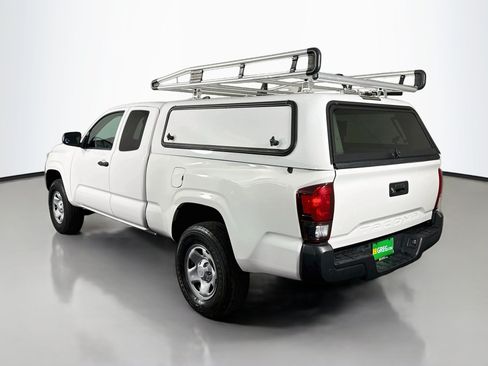 Used 2022 Toyota Tacoma SR RWD image 7
