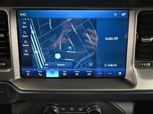 Used 2023 Ford Bronco Outer Banks image 4
