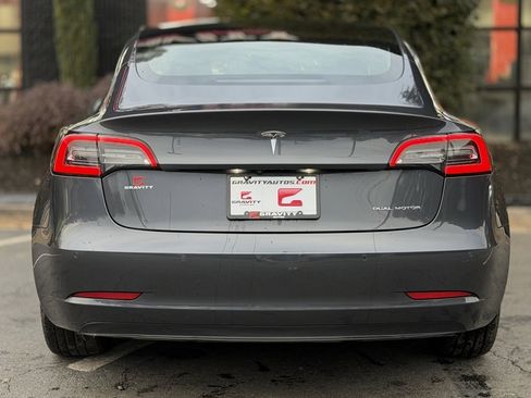 Used 2018 Tesla Model 3 Long Range image 14