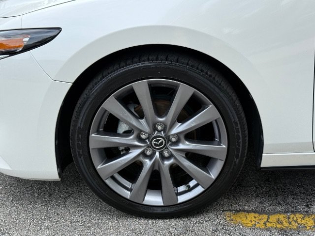 Used 2024 MAZDA MAZDA3 s FWD image 10