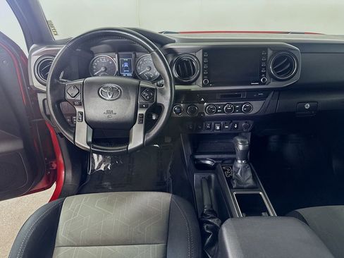 Used 2021 Toyota Tacoma TRD Off-Road w/ Technology Package image 17
