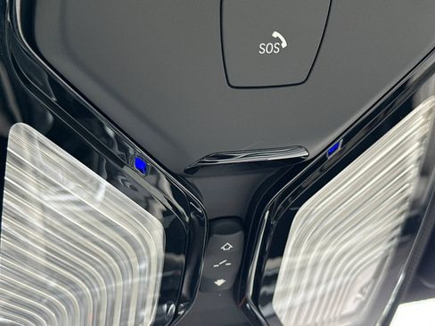 Used 2018 BMW 530e 530e iPerformance image 22