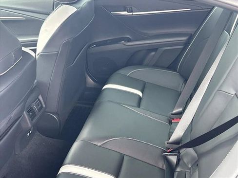 New 2026 Toyota Camry SE FWD image 3