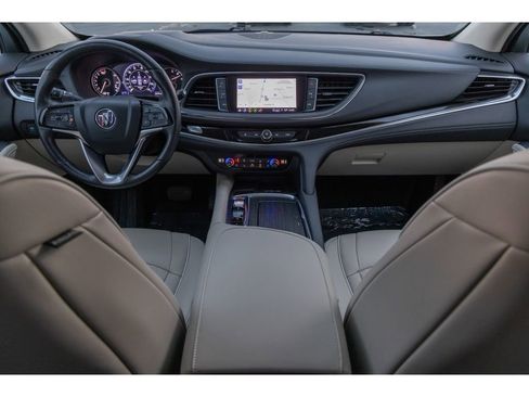 Used 2022 Buick Enclave Avenir w/ Avenir Technology Package image 12