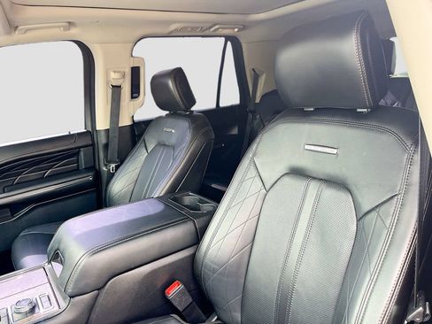 Used 2021 Ford Expedition Platinum AWD/4WD image 22