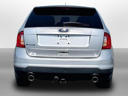 Used 2011 Ford Edge SE FWD image 4