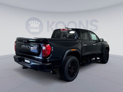New 2026 GMC Canyon Denali w/ LPO, Denali Black Edition AWD/4WD image 7