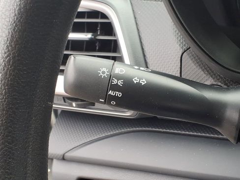 Used 2019 Subaru Forester w/ Alloy Wheel Package image 18