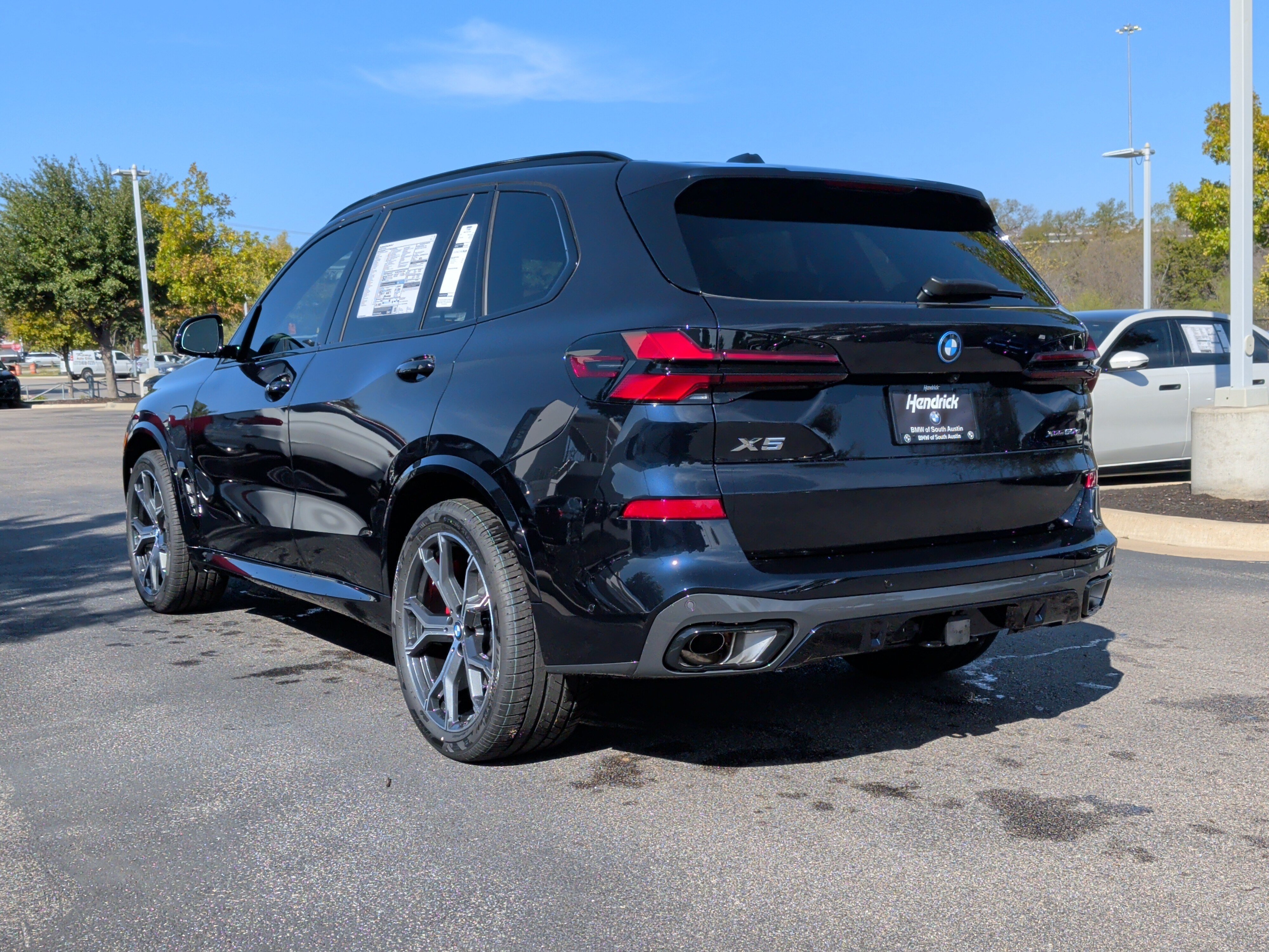 Used 2026 BMW X5 xDrive50e w/ M Sport Package AWD/4WD image 13