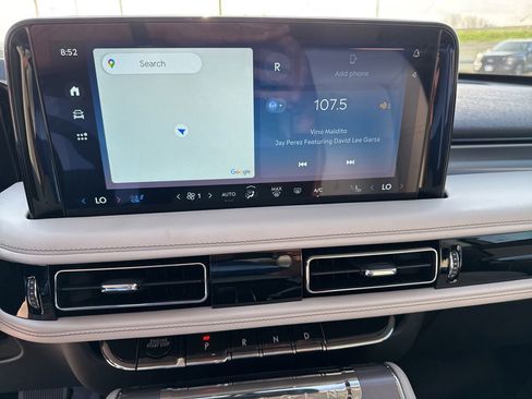 Used 2025 Lincoln Aviator AWD w/ Jet Appearance Package image 25