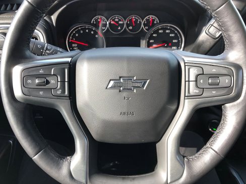 Used 2021 Chevrolet Silverado 1500 LT Trail Boss w/ Convenience Package II image 15