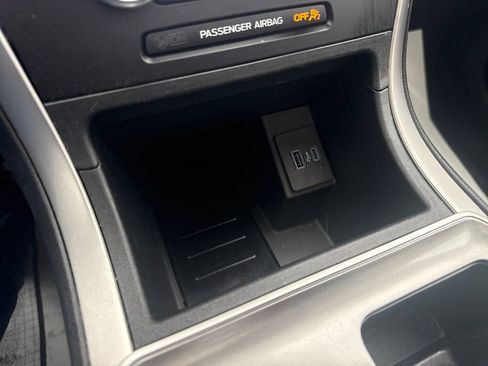 Used 2024 Ford Edge SEL w/ Convenience Package image 41