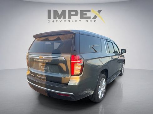 Used 2024 Chevrolet Suburban High Country w/ Max Trailering Package AWD/4WD image 5