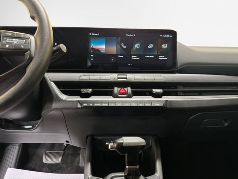 Certified 2025 Kia K4 FWD image 22
