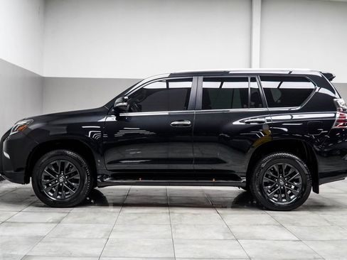 Used 2023 Lexus GX 460 Premium w/ Premium Package AWD/4WD image 10