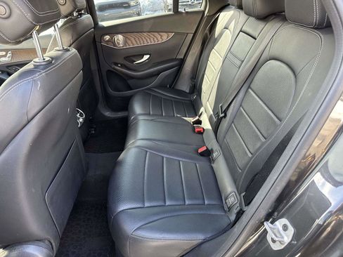Used 2021 Mercedes-Benz GLC 300 4MATIC w/ Driver Assistance Package image 18