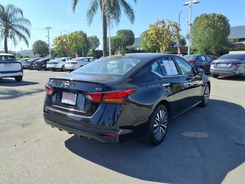 Certified 2023 Nissan Altima 2.5 SV FWD image 7