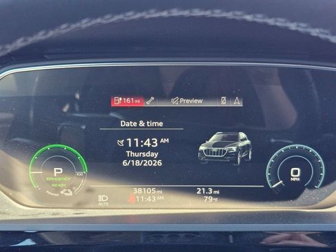 Used 2022 Audi e-tron Premium AWD/4WD image 11