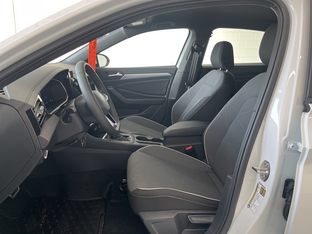 Certified 2026 Volkswagen Jetta Sport FWD image 13