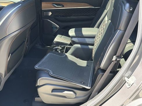 New 2026 Jeep Grand Cherokee L Summit AWD/4WD image 21