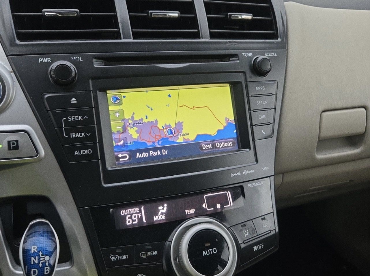 Used 2013 Toyota Prius V Three FWD image 20