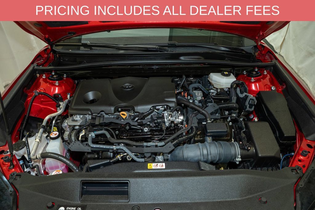 Used 2025 Toyota Camry SE FWD image 19