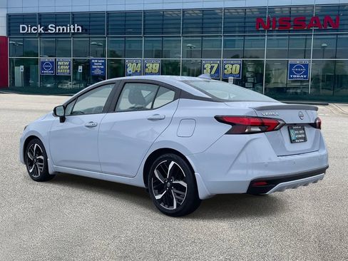 Used 2025 Nissan Versa SR w/ Trunk Package image 4