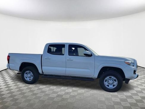 Used 2023 Toyota Tacoma SR image 7